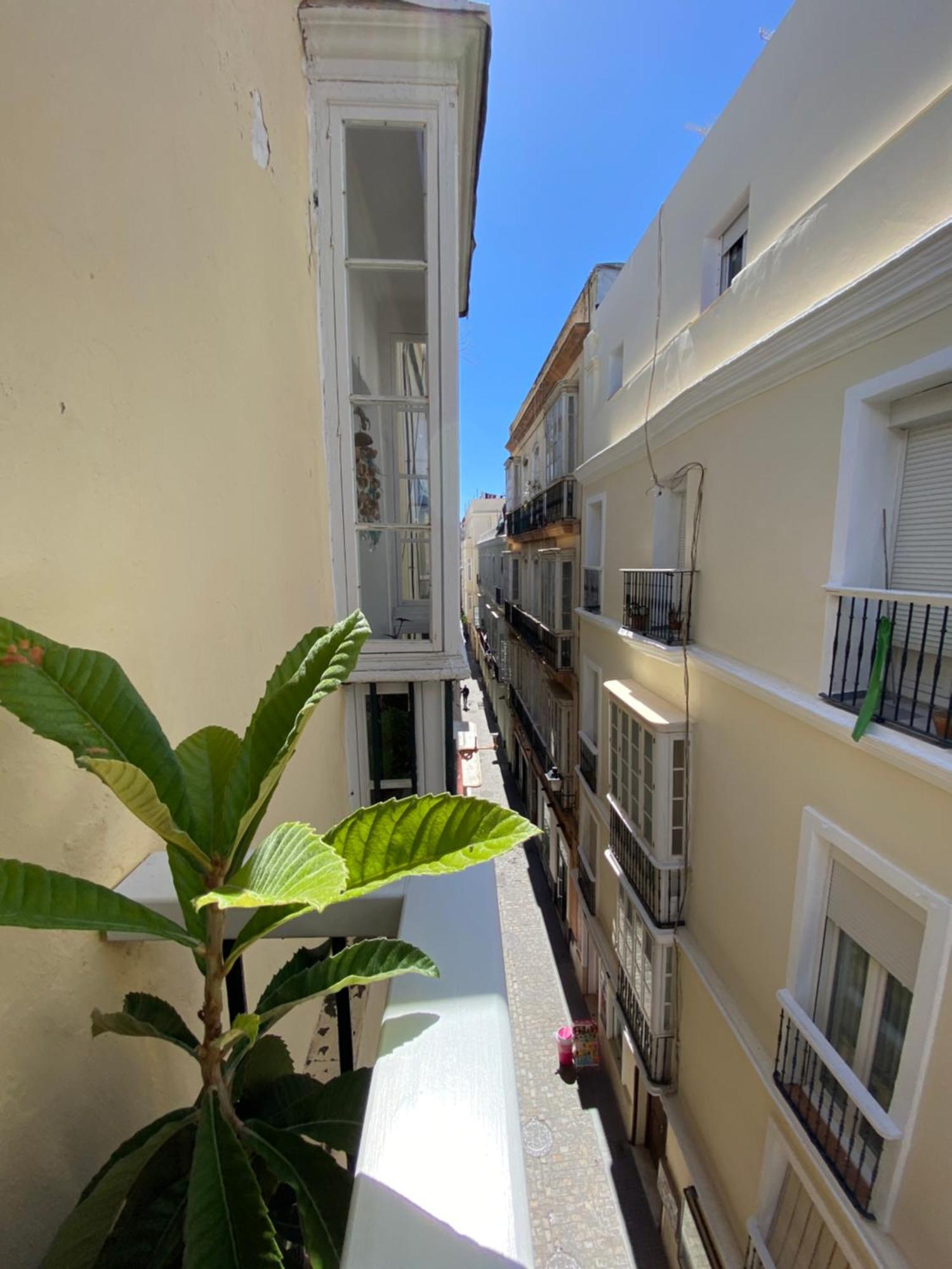Charito 18 Apartment Cadiz Bagian luar foto